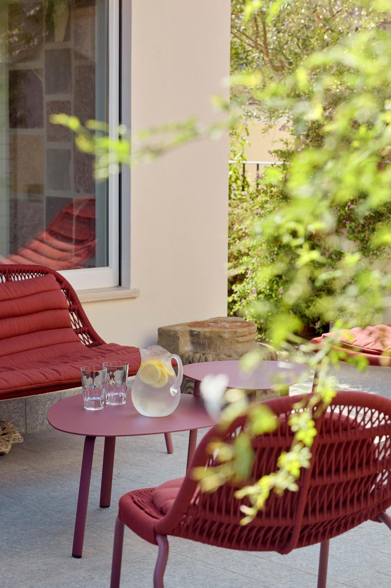 Palazzo Delle Pietre - Luxury Apartments Рим Экстерьер фото