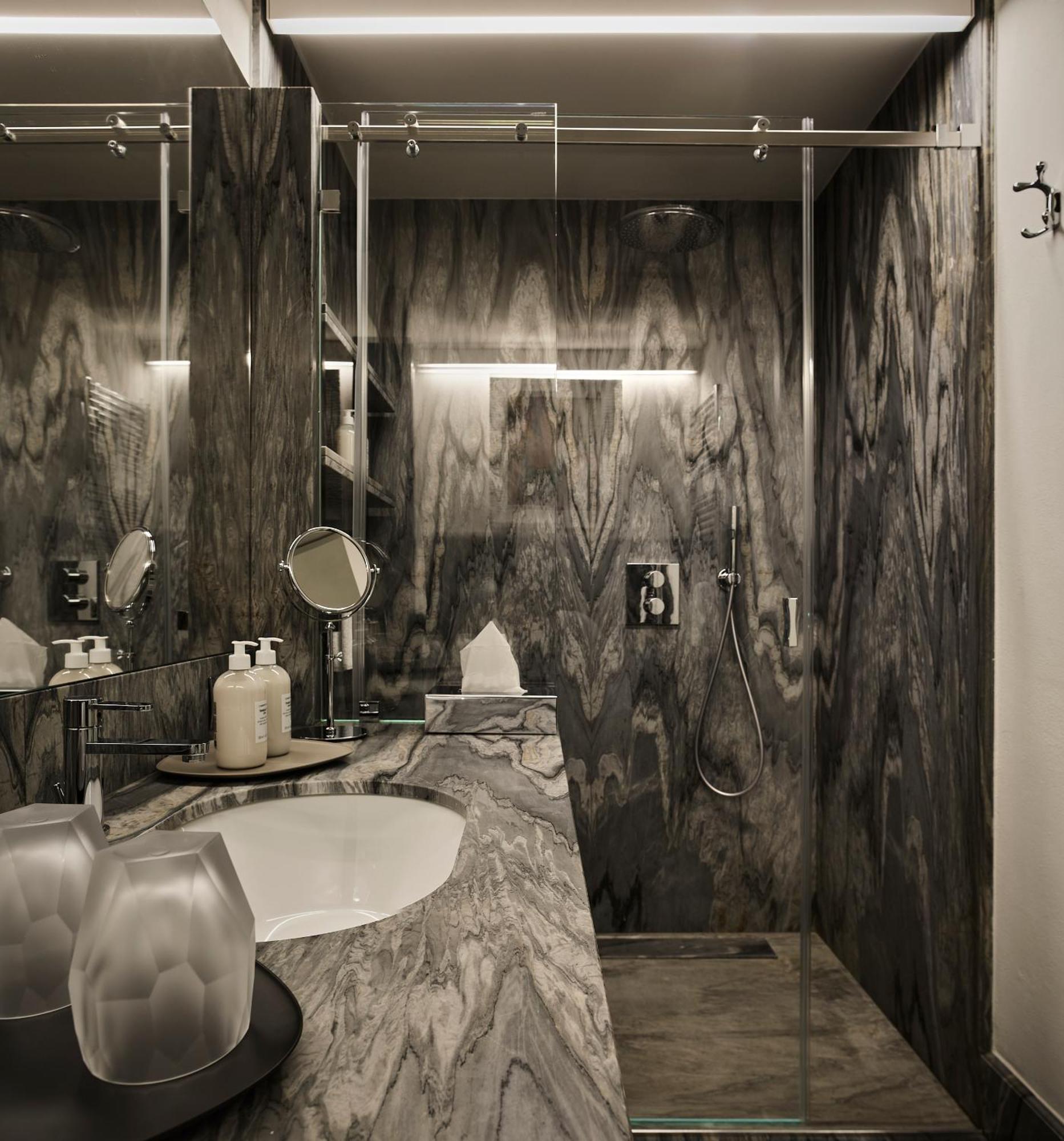 Palazzo Delle Pietre - Luxury Apartments Рим Экстерьер фото